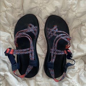 Chacos!